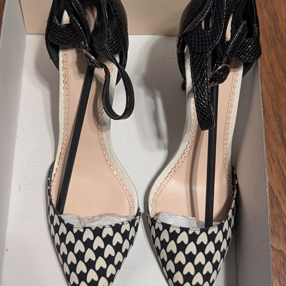 Madison Shoes - Madison Black & White Heart-Print Pointed-Toe Ankle-Strap Heels